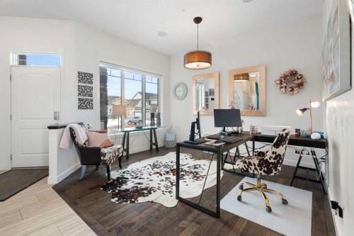 71 Muirfield Close, Lyalta, AB - Indoor Photo Showing Office