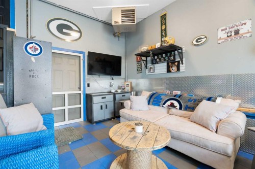 71 Muirfield Close, Lyalta, AB - Indoor