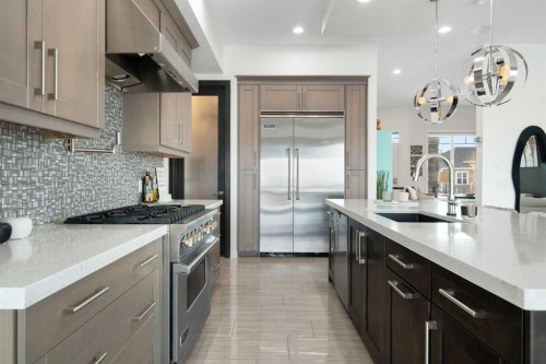 71 Muirfield Close, Lyalta, AB - Indoor Photo Showing Kitchen With Upgraded Kitchen