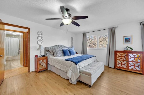 874 Riverbend Drive Se, Calgary, AB - Indoor Photo Showing Bedroom