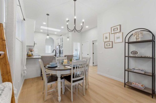 937 Reynolds Lane, Airdrie, AB - Indoor Photo Showing Dining Room