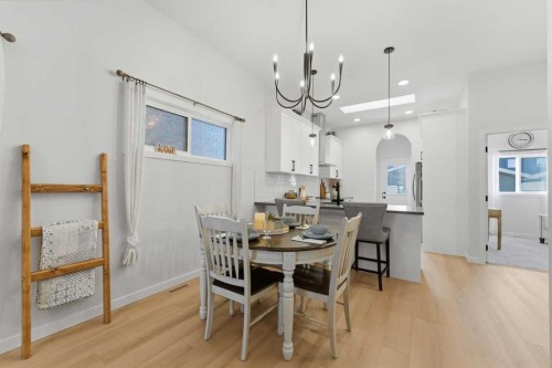 937 Reynolds Lane, Airdrie, AB - Indoor Photo Showing Dining Room