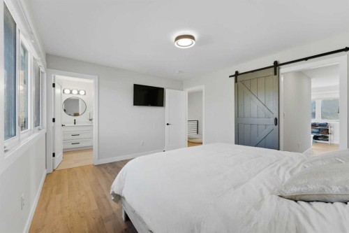 6725 Livingstone Drive Sw, Calgary, AB - Indoor Photo Showing Bedroom