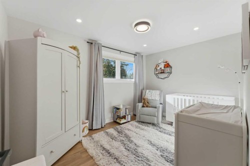 6725 Livingstone Drive Sw, Calgary, AB - Indoor