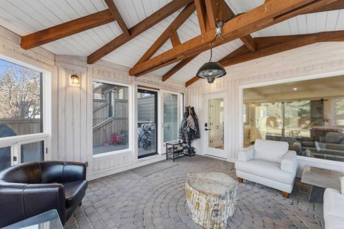 6725 Livingstone Drive Sw, Calgary, AB - Indoor