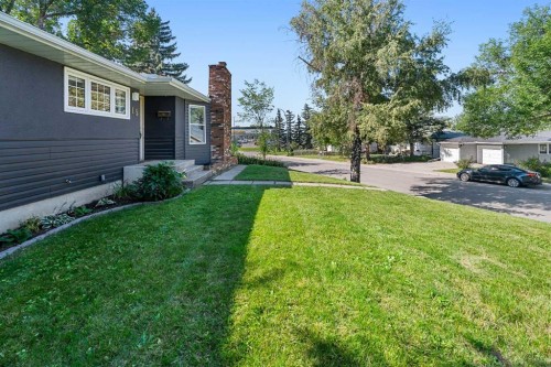 15 Fielding Drive Se, Calgary, AB - Outdoor
