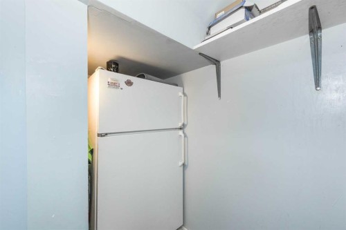 3810 Catalina Boulevard Ne, Calgary, AB - Indoor