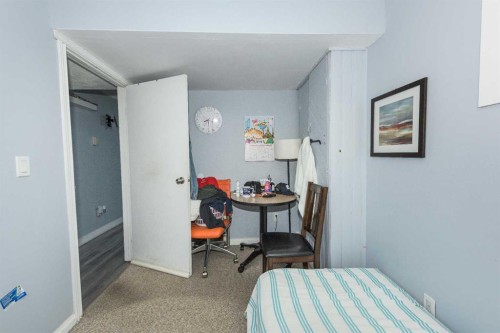 3810 Catalina Boulevard Ne, Calgary, AB - Indoor Photo Showing Bedroom