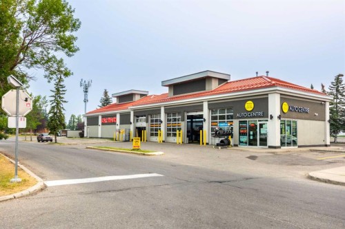 3810 Catalina Boulevard Ne, Calgary, AB - Outdoor