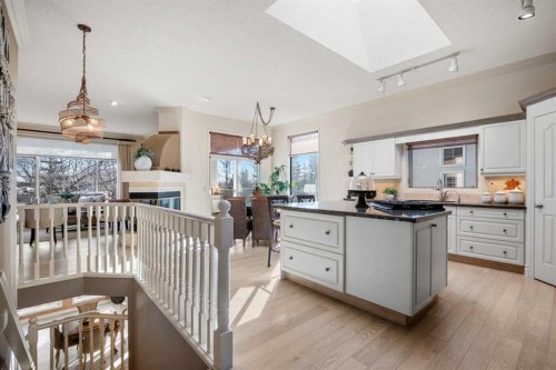 60 Woodpark Close Sw, Calgary, AB - Indoor Photo Showing Kitchen With Upgraded Kitchen