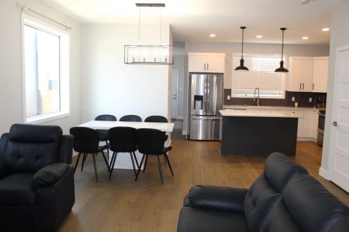 958 41 Avenue North, Lethbridge, AB - Indoor Photo Showing Other Room