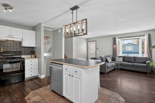 1028 Penrith Crescent Se, Calgary, AB 