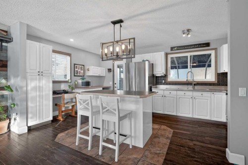 1028 Penrith Crescent Se, Calgary, AB 