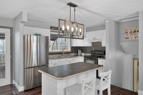 1028 Penrith Crescent Se, Calgary, AB 