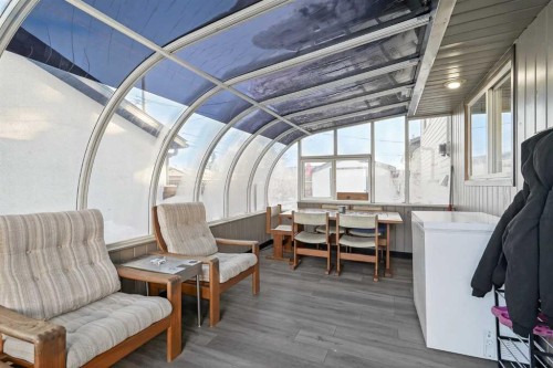 1028 Penrith Crescent Se, Calgary, AB 