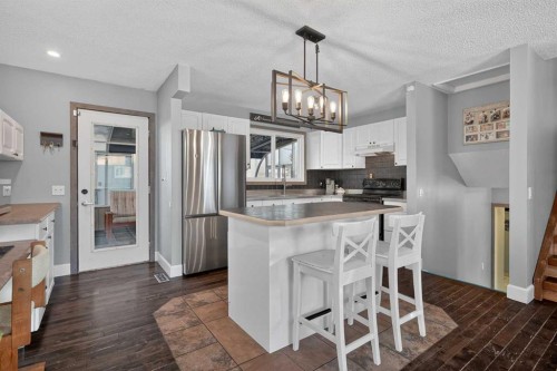 1028 Penrith Crescent Se, Calgary, AB 