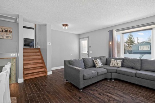 1028 Penrith Crescent Se, Calgary, AB 