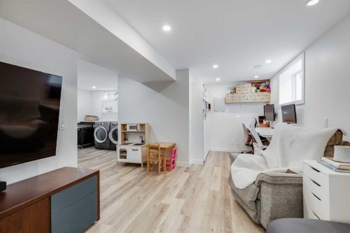 3011 32A Avenue Se, Calgary, AB - Indoor