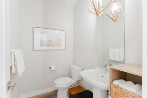 156 Precedence View, Cochrane, AB - Indoor Photo Showing Bathroom