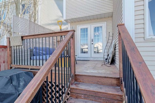 210 Mt Lorette Close Se, Calgary, AB - Outdoor