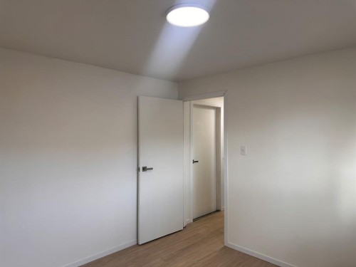 52 Wildrose Crescent, Brooks, AB - Indoor Photo Showing Other Room