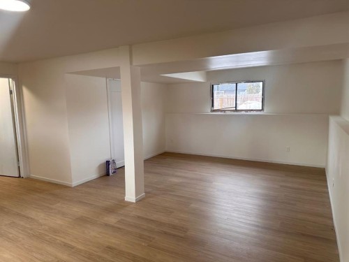 52 Wildrose Crescent, Brooks, AB - Indoor Photo Showing Other Room