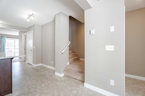 261 Pantego Lane Nw, Calgary, AB - Indoor Photo Showing Other Room