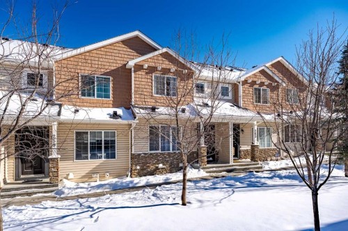 261 Pantego Lane Nw, Calgary, AB - Outdoor With Facade