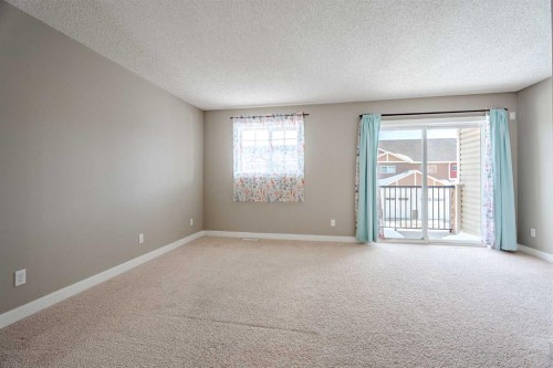 261 Pantego Lane Nw, Calgary, AB - Indoor Photo Showing Other Room