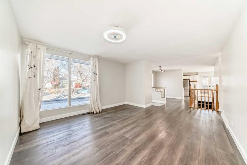 2831 63 Avenue Sw, Calgary, AB - Indoor