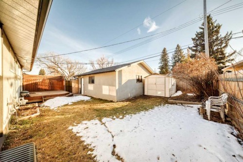 2831 63 Avenue Sw, Calgary, AB - Outdoor