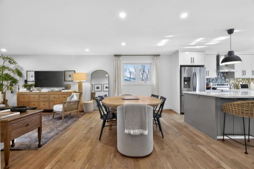 407 Brookmere Crescent Sw, Calgary, AB 