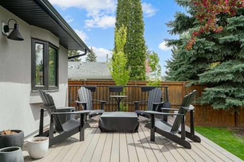 407 Brookmere Crescent Sw, Calgary, AB 