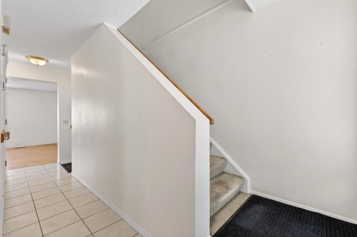 115 Abingdon Court Ne, Calgary, AB - Indoor Photo Showing Other Room