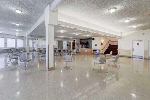 309-3309 Hawksbrow Point Nw, Calgary, AB - Indoor