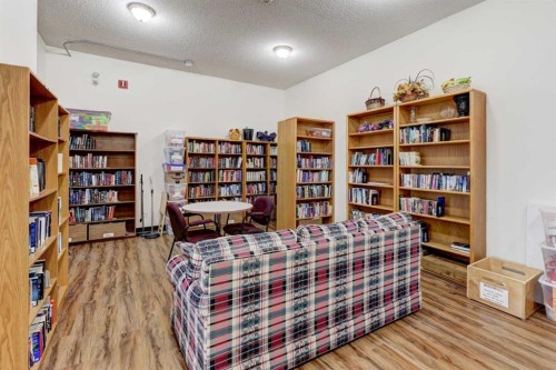 309-3309 Hawksbrow Point Nw, Calgary, AB - Indoor Photo Showing Office