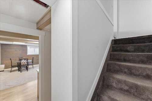 6603 Malvern Road Ne, Calgary, AB - Indoor Photo Showing Other Room