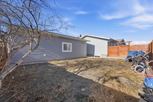 6603 Malvern Road Ne, Calgary, AB - Outdoor