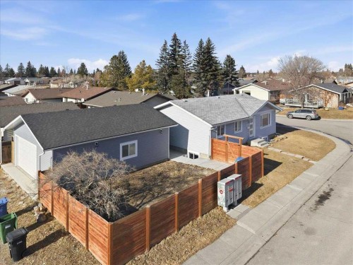 6603 Malvern Road Ne, Calgary, AB - Outdoor