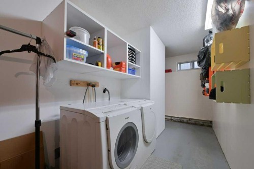 5-7740 Hunterview Drive Nw, Calgary, AB - Indoor Photo Showing Laundry Room