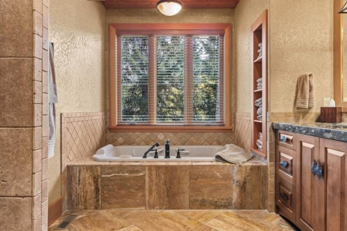 163 Cairns Landing, Canmore, AB - Indoor Photo Showing Bathroom