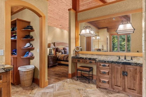 163 Cairns Landing, Canmore, AB - Indoor Photo Showing Bathroom