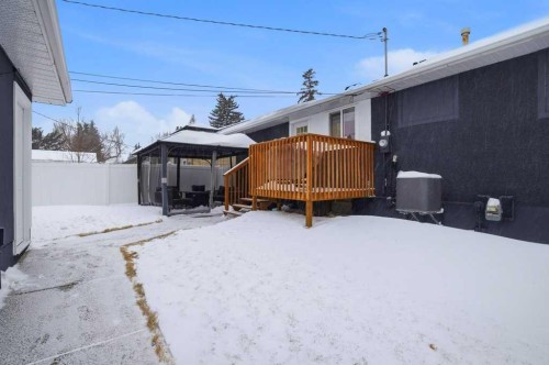 3 Kentish Drive Sw, Calgary, AB - Outdoor With Deck Patio Veranda With Exterior