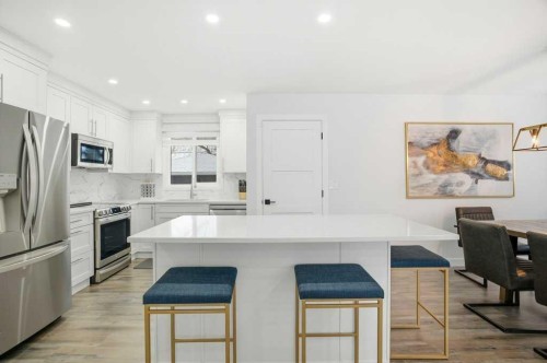 3 Kentish Drive Sw, Calgary, AB - Indoor Photo Showing Kitchen With Stainless Steel Kitchen With Upgraded Kitchen