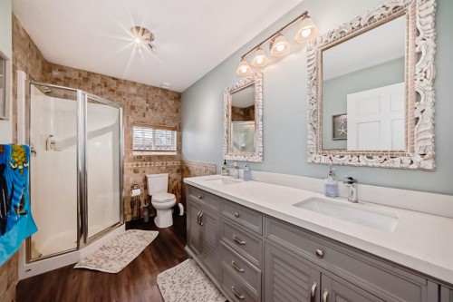 63 Sands Street, Rochon Sands, AB - Indoor Photo Showing Bathroom