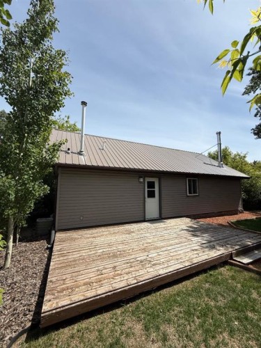 63 Sands Street, Rochon Sands, AB - Outdoor