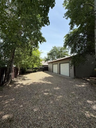 63 Sands Street, Rochon Sands, AB - Outdoor