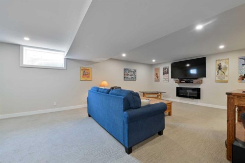 6427 Lombardy Crescent Sw, Calgary, AB - Indoor Photo Showing Basement