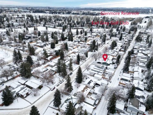 6427 Lombardy Crescent Sw, Calgary, AB - Outdoor With View