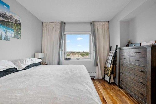 603-433 11 Avenue Se, Calgary, AB - Indoor Photo Showing Bedroom